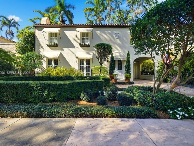 Продажа дома по адресу 1231 Catalonia Ave - фото 7527019