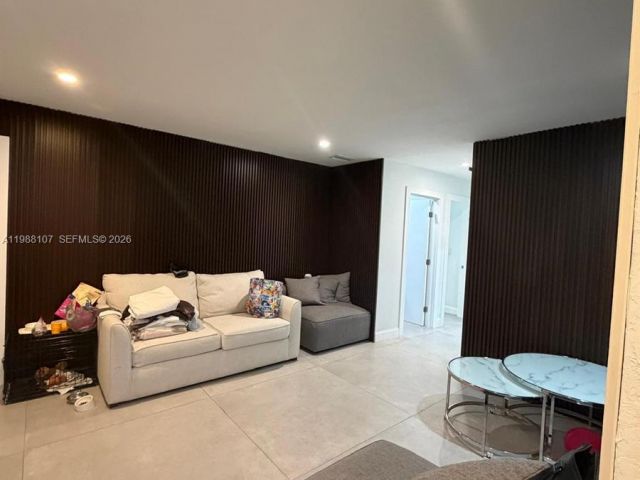 Продажа дома по адресу 2810 Riverland Rd - фото 7528058