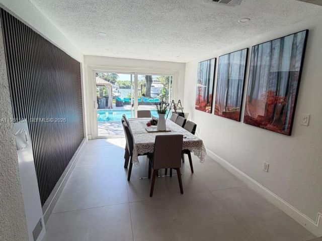 Продажа дома по адресу 2810 Riverland Rd - фото 7528059