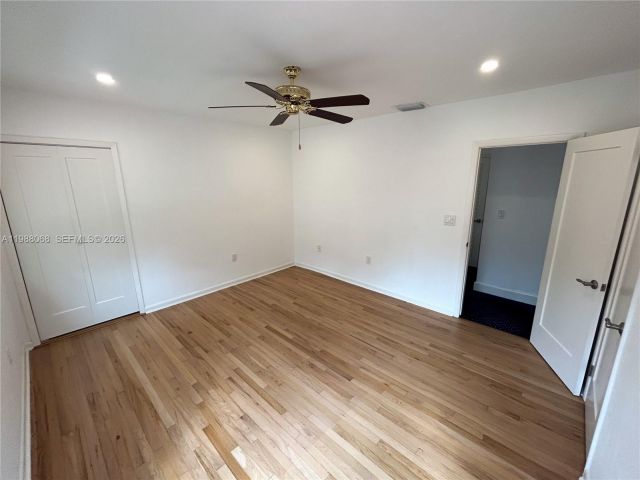 Дом в аренду по адресу 2504 Alhambra Cir 2504 - фото 7519921