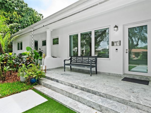 Продажа дома по адресу 1530 Zuleta Ave - фото 7533059