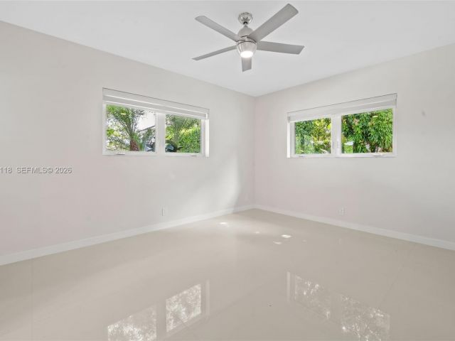 Продажа дома по адресу 1530 Zuleta Ave - фото 7533071