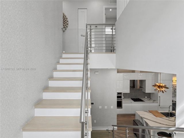 Дом в аренду по адресу 8222 NW 51 TER 8222 - фото 7521747