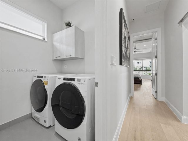 Дом в аренду по адресу 8222 NW 51 TER 8222 - фото 7521751