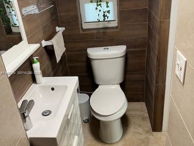 Дом в аренду по адресу 175 NW 121st St - фото 7528500