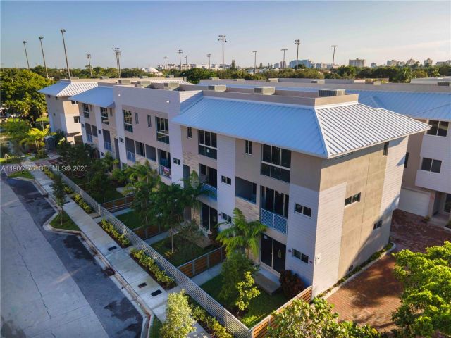 Дом в аренду по адресу  - фото 7519758