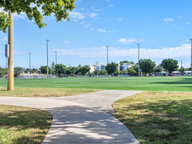Дом в аренду по адресу  - фото 7519760