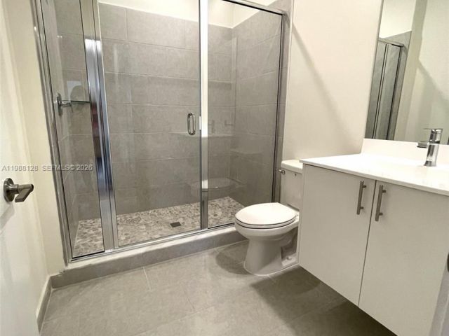 Дом в аренду по адресу 4227 NW 83rd Ave - фото 7519783