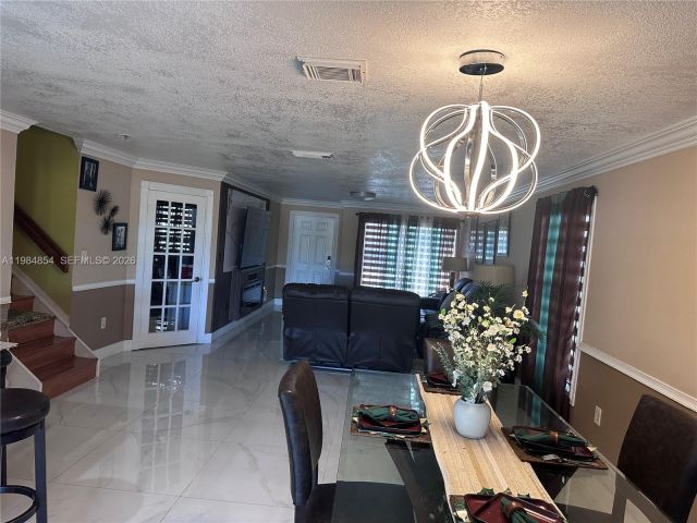 Продажа дома по адресу 3379 NW 198th Terrace - фото 7521703