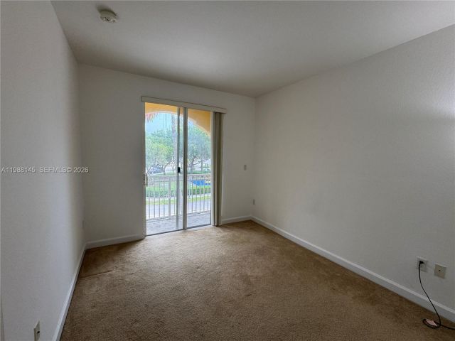 Продажа дома по адресу 14956 SW 8th Ln - фото 7529690