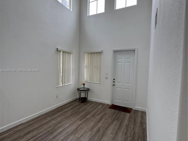 Продажа дома по адресу 14956 SW 8th Ln - фото 7529696