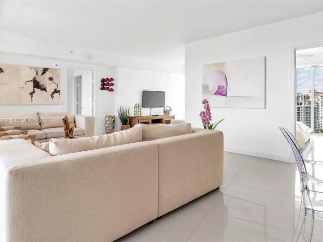 Продажа квартиры #2210 - фото 7526733