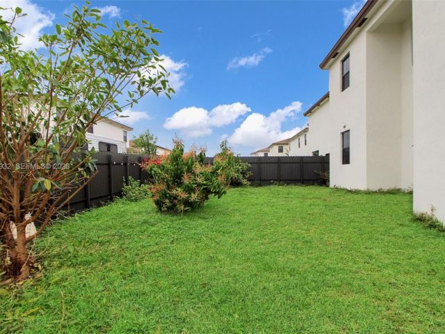 Продажа дома по адресу 12900 SW 229th St - фото 7519858