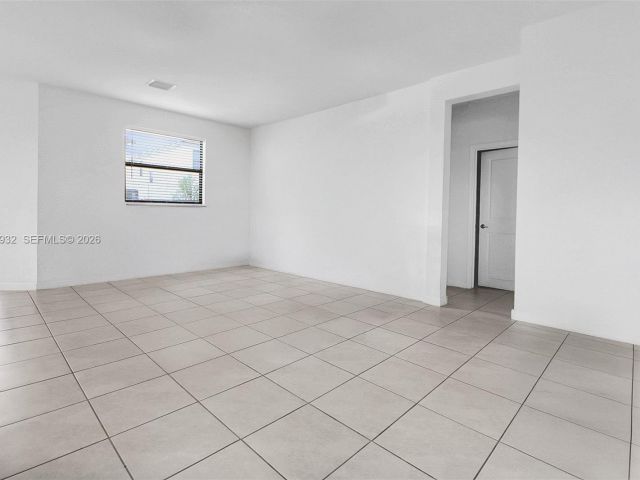 Продажа дома по адресу 12900 SW 229th St - фото 7519866