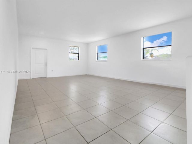 Продажа дома по адресу 12900 SW 229th St - фото 7519868