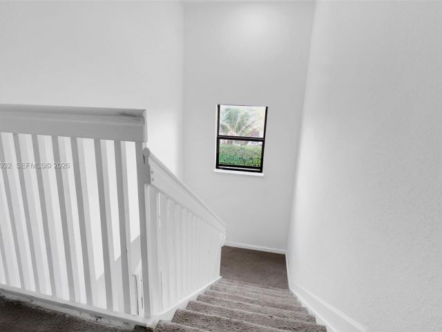 Продажа дома по адресу 12900 SW 229th St - фото 7519871