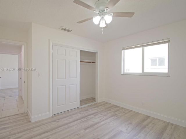 Дом в аренду по адресу 5510 Johnson St - фото 7521265