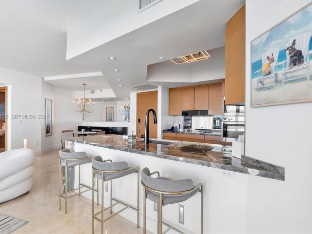 Продажа квартиры #705 - фото 7520215