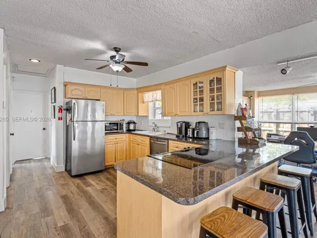 Продажа дома по адресу 1482 NE 175th St - фото 7537062