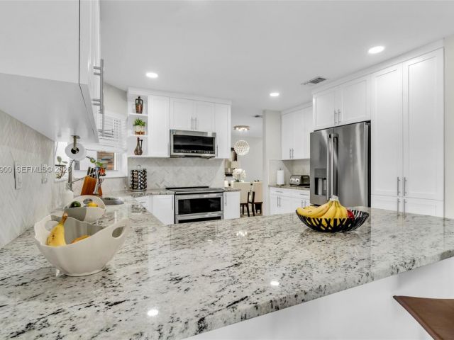 Продажа дома по адресу 15726 SW 76th Ter - фото 7521434