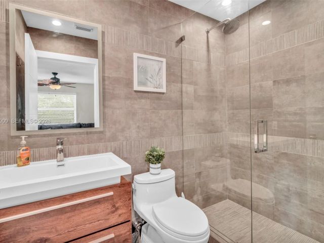 Продажа дома по адресу 15726 SW 76th Ter - фото 7521440