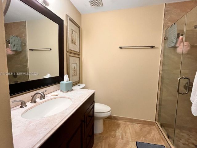 Дом в аренду по адресу 9974 Costa Del Sol Blvd C-87 - фото 7521767