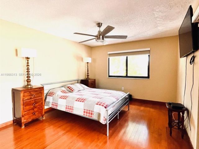 Дом в аренду по адресу 9974 Costa Del Sol Blvd C-87 - фото 7521768