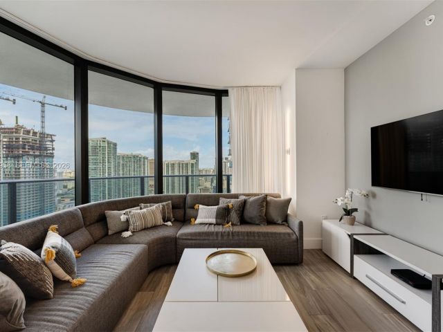 Продажа квартиры #3509 - фото 7522923