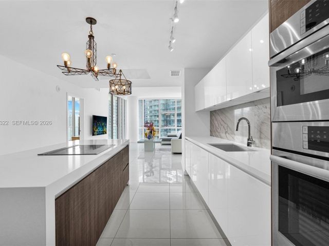 Продажа квартиры #2912 - фото 7525188