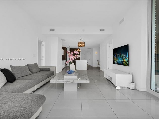 Продажа квартиры #2912 - фото 7525192