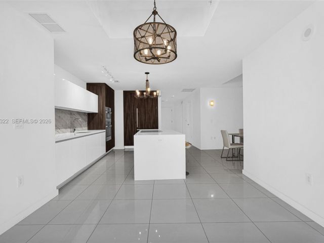 Продажа квартиры #2912 - фото 7525196