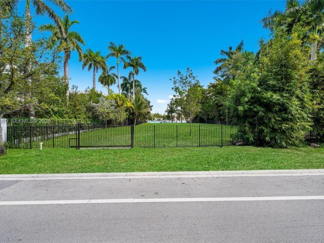 Продажа дома по адресу 93 Palm Ave - фото 7520656