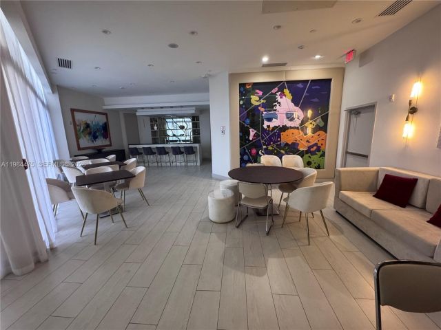 Квартира в аренду номер1002 - фото 7522056