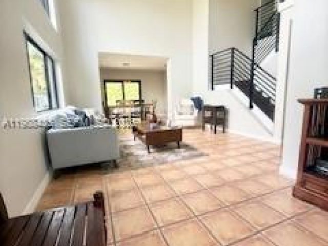 Продажа дома по адресу 18163 SW 149th Pl - фото 7523282