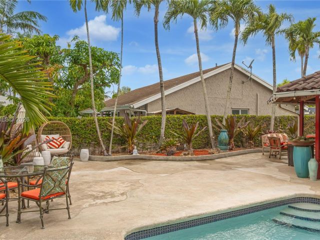 Продажа дома по адресу 13260 SW 96th St - фото 7521446