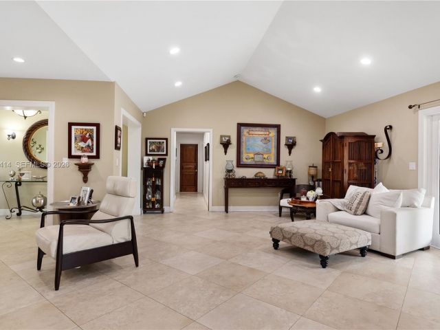 Продажа дома по адресу 13260 SW 96th St - фото 7521449