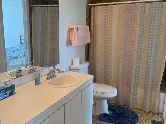 Продажа дома по адресу 2500 SW 122nd Ct - фото 7521492