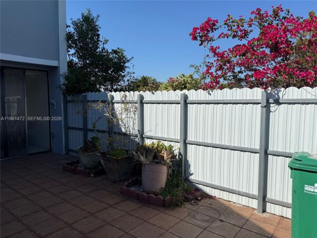 Продажа дома по адресу 2500 SW 122nd Ct - фото 7521498