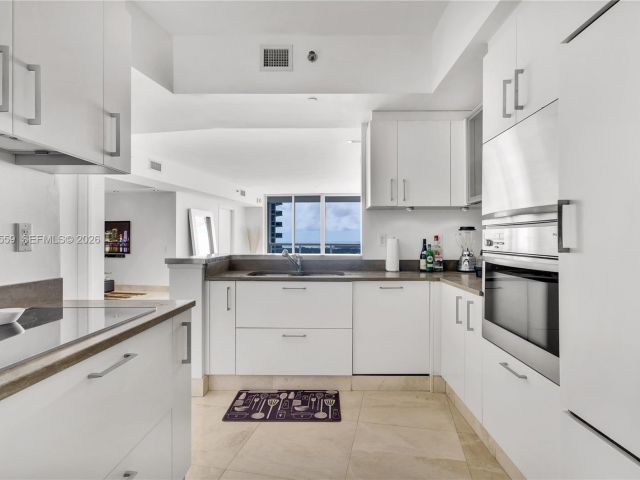 Квартира в аренду номер2005 - фото 7522461