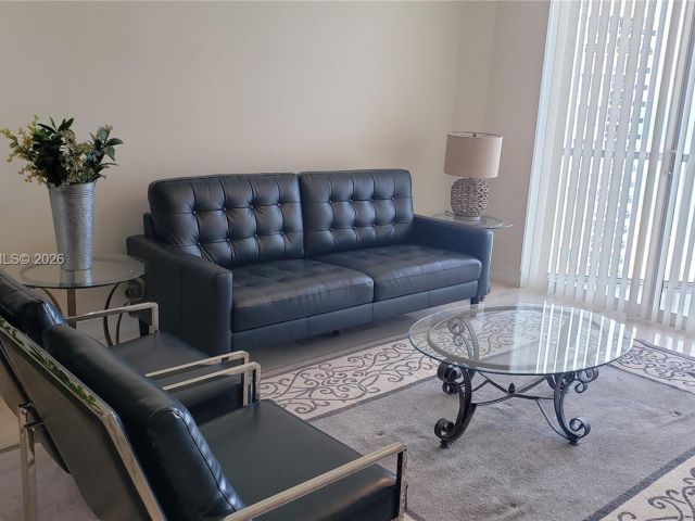 Квартира в аренду номер2404 - фото 7525089