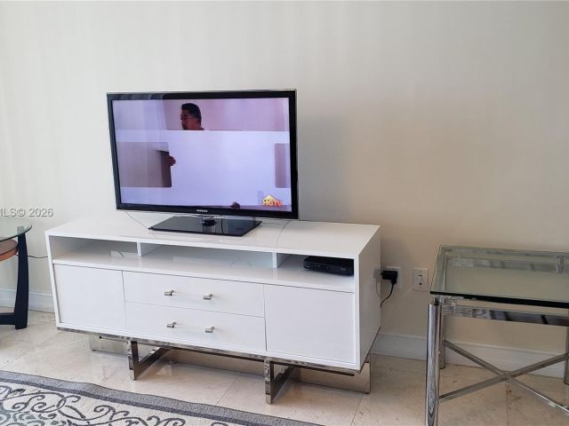 Квартира в аренду номер2404 - фото 7525090