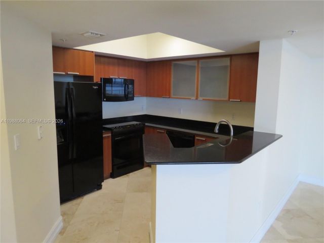 Квартира в аренду номер2404 - фото 7525093