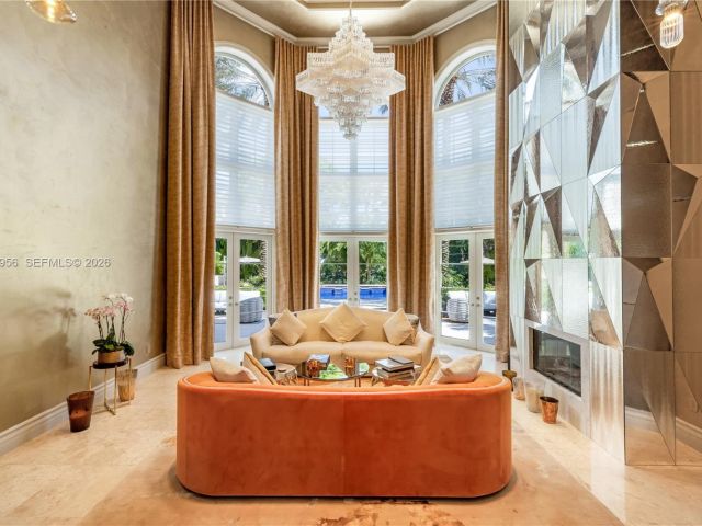 Продажа дома по адресу 5250 Snapper Creek Rd - фото 7522762