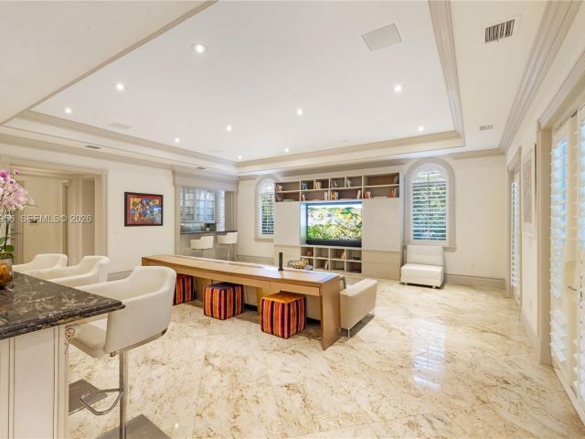 Продажа дома по адресу 5250 Snapper Creek Rd - фото 7522768