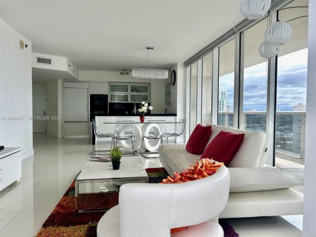 Квартира в аренду номер1808 - фото 7523861