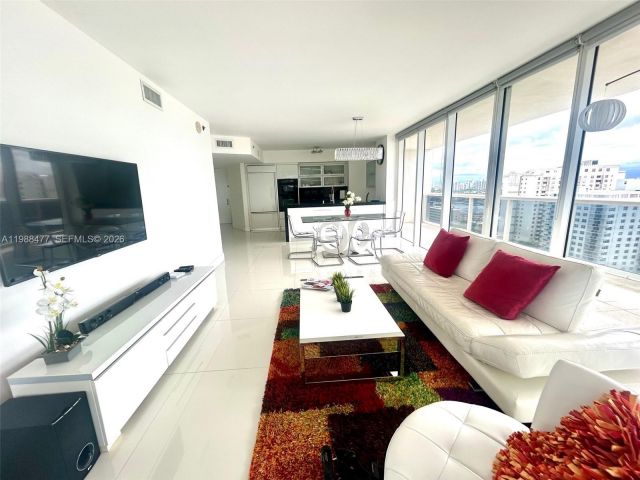 Квартира в аренду номер1808 - фото 7523862