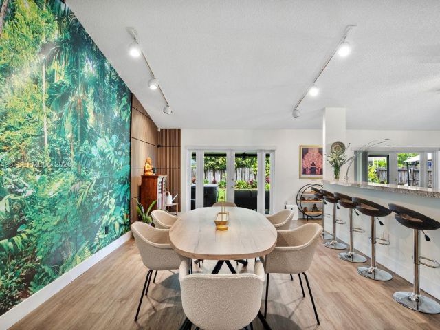 Продажа дома по адресу 12825 SW 116th St - фото 7522648