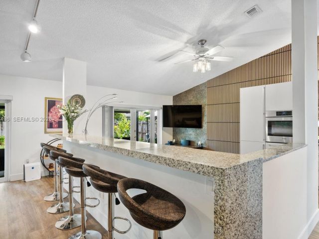 Продажа дома по адресу 12825 SW 116th St - фото 7522649