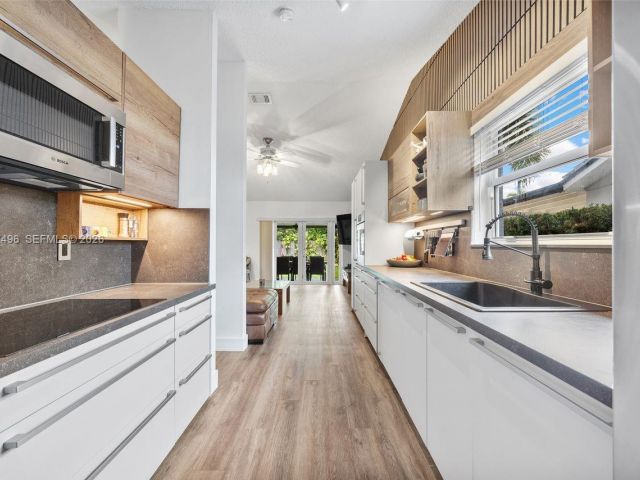 Продажа дома по адресу 12825 SW 116th St - фото 7522654