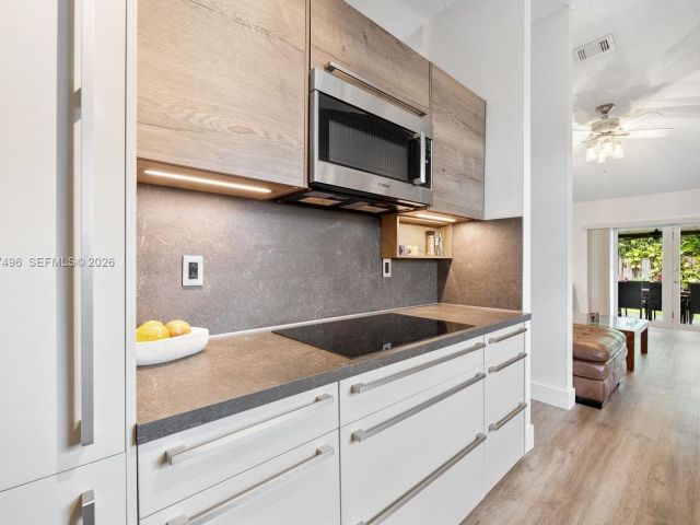 Продажа дома по адресу 12825 SW 116th St - фото 7522655